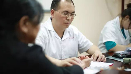 解读《中华人民共和国中医药法》第一条 中医诊所服务的新篇章